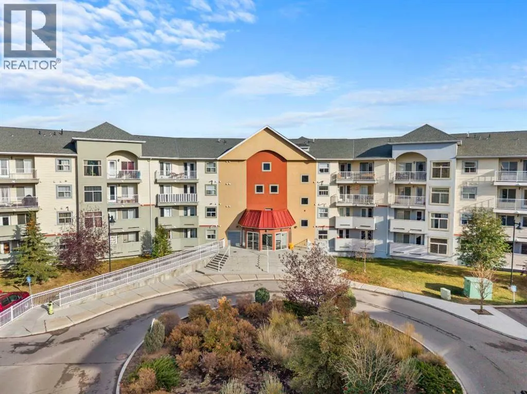 Apartment for rent: 2121, 700 Willowbrook Road Nw, Airdrie, Alberta T4B 0L5