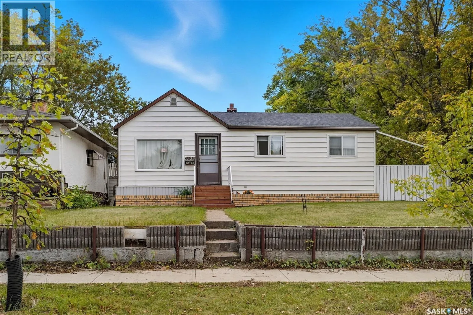 House for rent: 2123 20th Street W, Saskatoon, Saskatchewan S7M 1A7