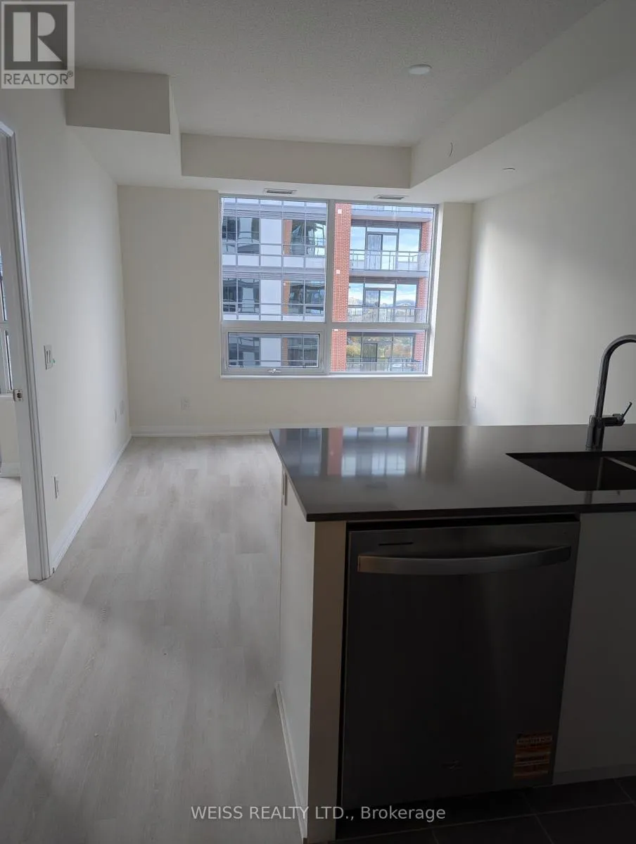 Apartment for rent: 2126 - 3270 Sheppard Avenue E, Toronto, Ontario M1T 3K3