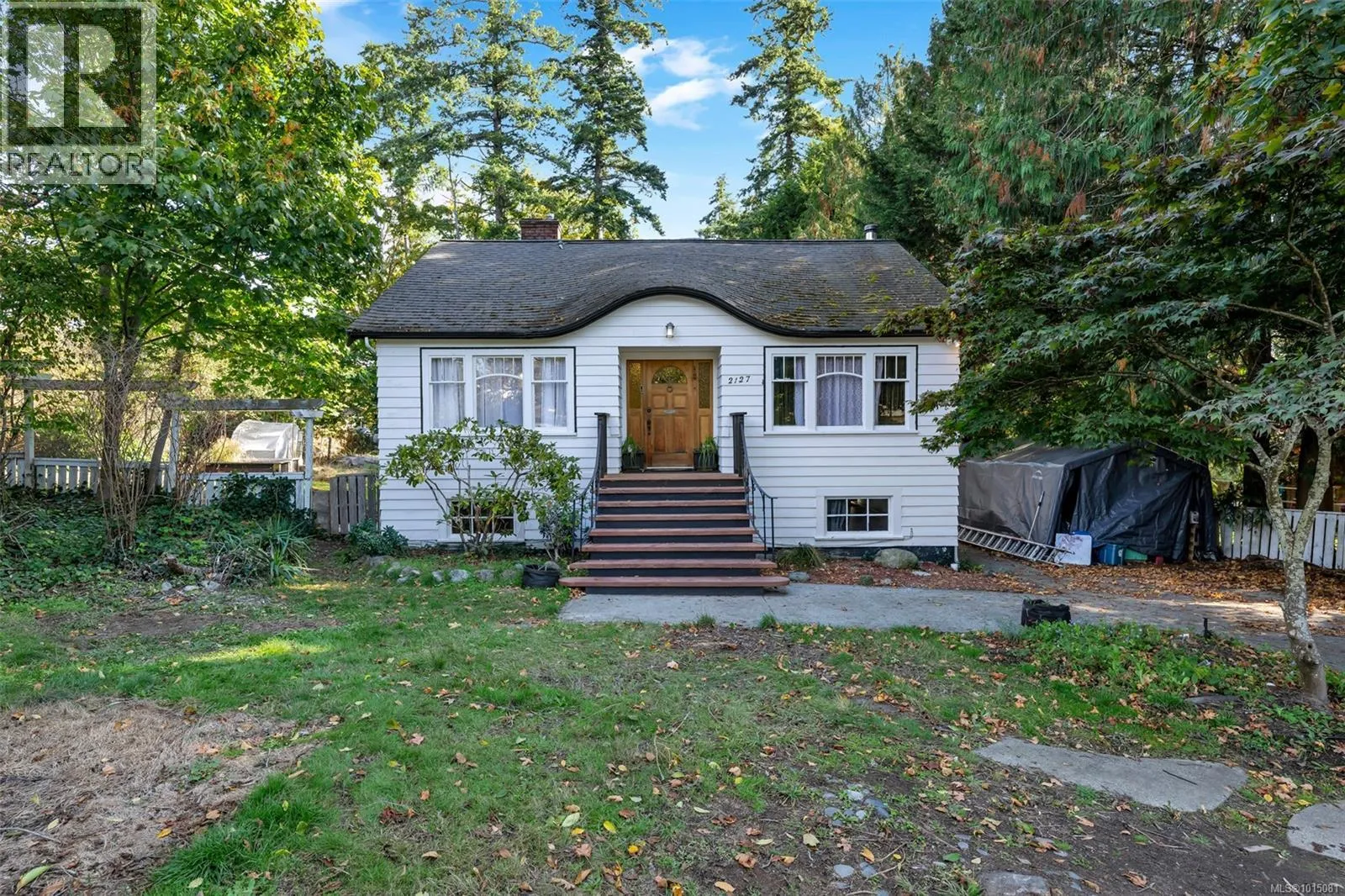 House for rent: 2127 French Rd S, Sooke, British Columbia V9Z 0M7