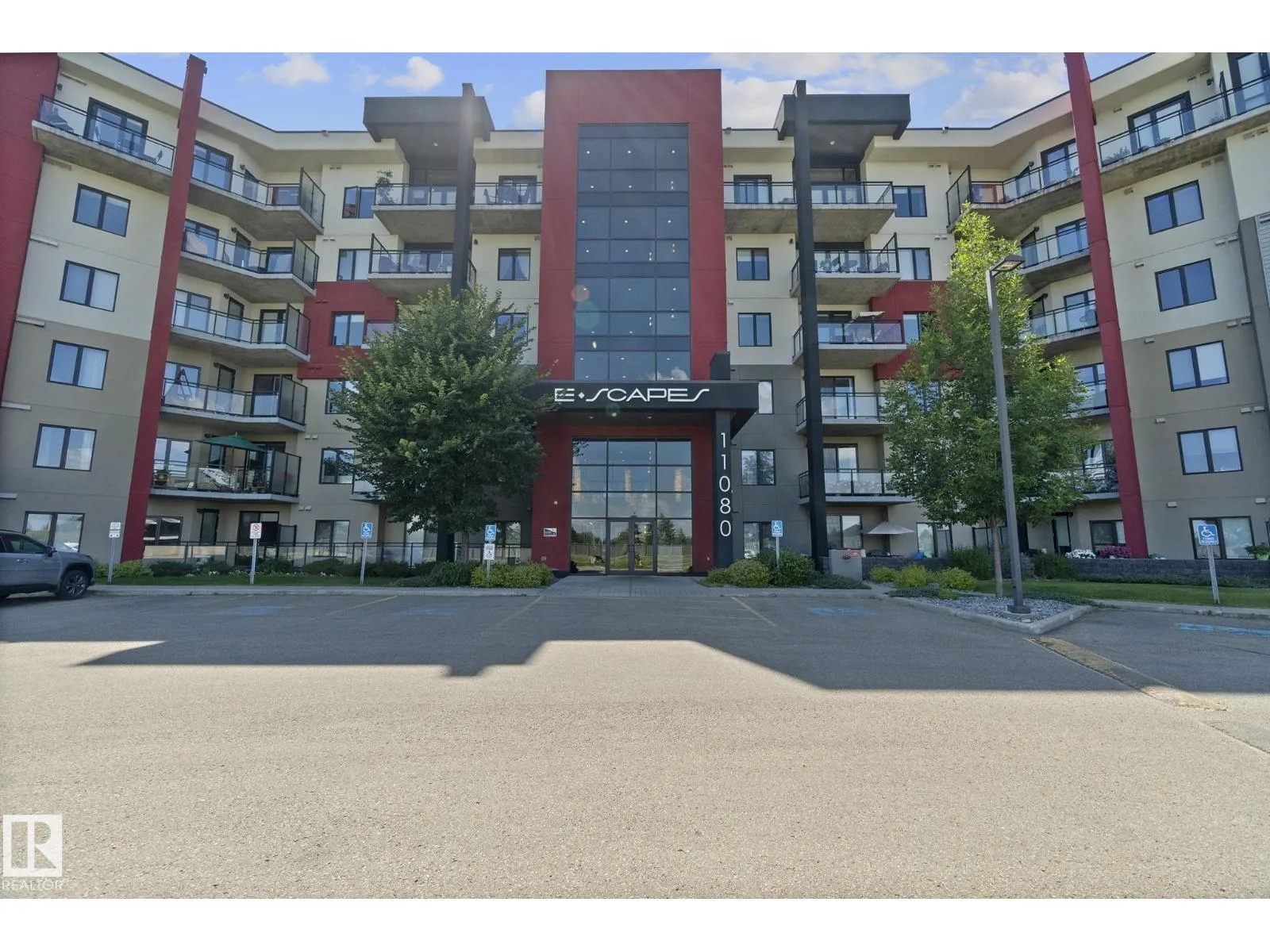 Apartment for rent: #213 11080 Ellerslie Rd Sw, Edmonton, Alberta T6W 2C2