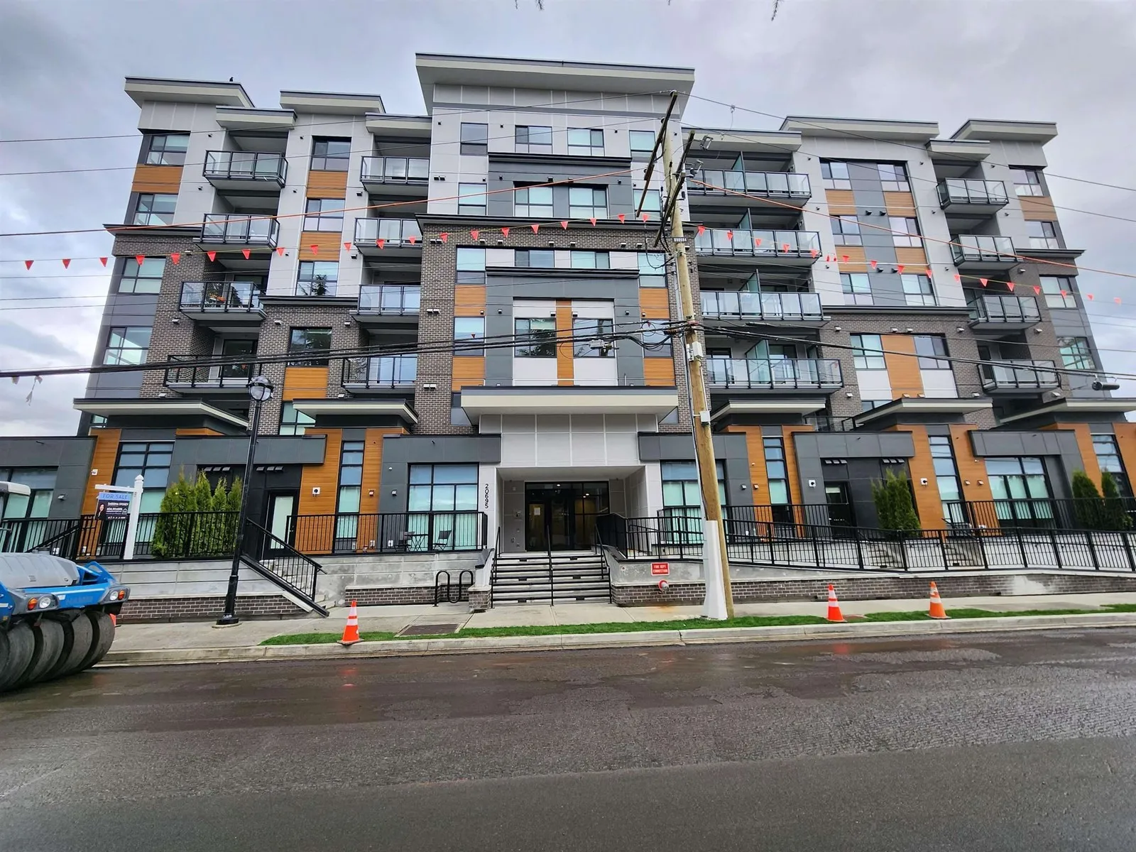 Apartment for rent: 213 20695 Eastleigh Crescent, Langley, British Columbia V3A 0P7