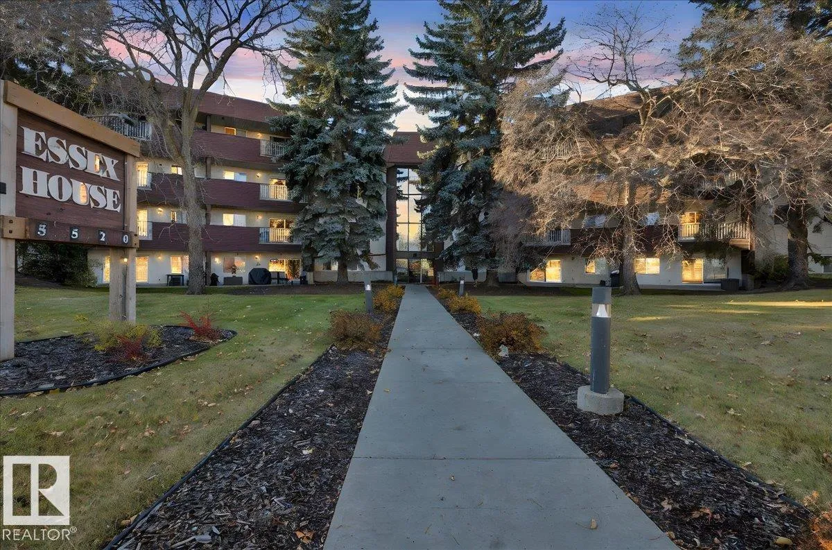 Apartment for rent: #213 5520 Riverbend Rd Nw, Edmonton, Alberta T6H 5G9