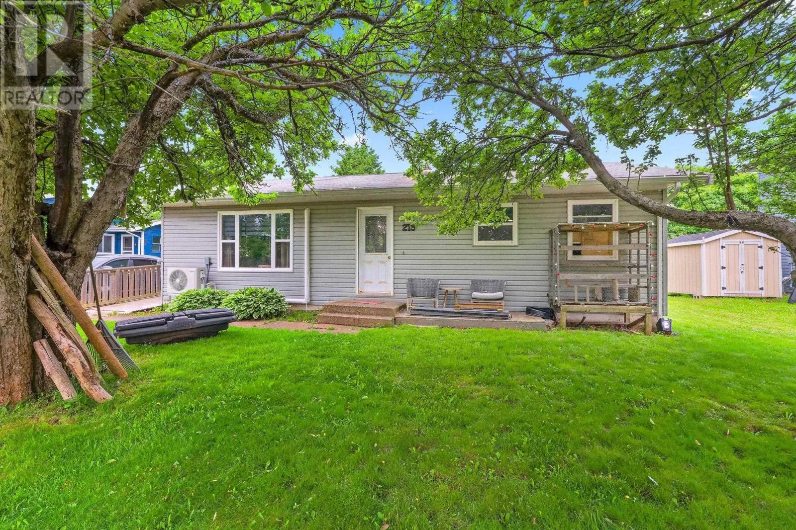 House for rent: 213 Patterson Drive, Charlottetown, Prince Edward Island C1A 8J2