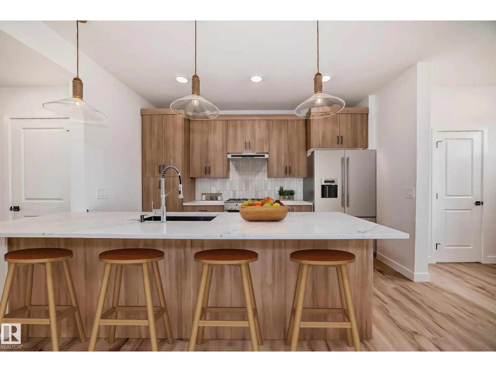 Duplex for rent: 2130 Crossbill Ln Nw, Edmonton, Alberta T5S 0W3