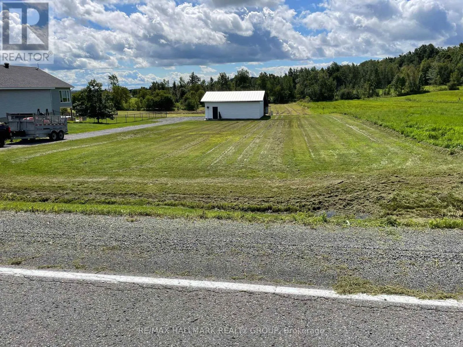 2130 Du Golf Road, Clarence-Rockland, Ontario K0A 1N0