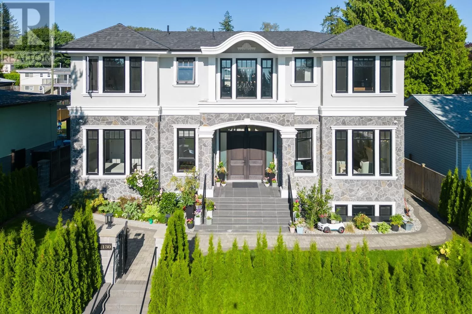 House for rent: 2130 Gerald Avenue, Burnaby, British Columbia V5A 2N1