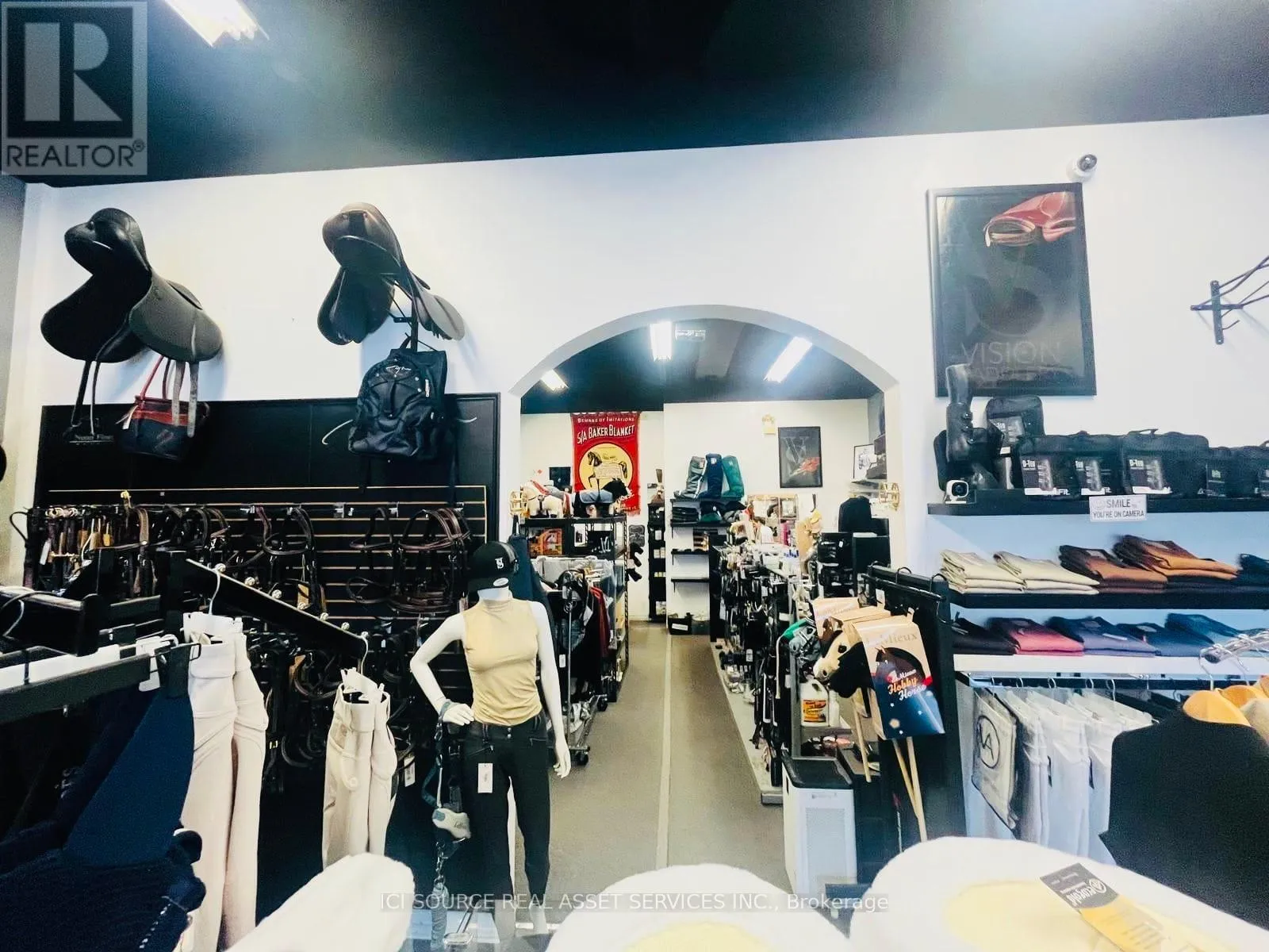 2130 Robertson Road, Ottawa, Ontario K2H 5Z1