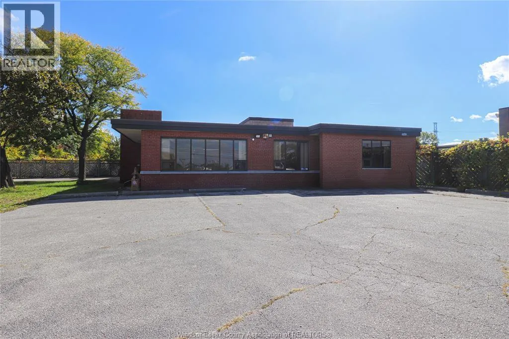 Warehouse for rent: 2130 South Pacific Avenue Unit# 2, Windsor, Ontario N8X 2A3