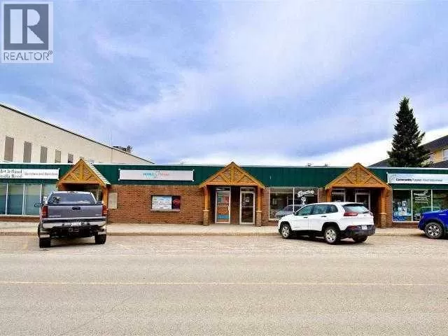Commercial Mix for rent: 213-219 Pembina Avenue, Hinton, Alberta T7V 2B3