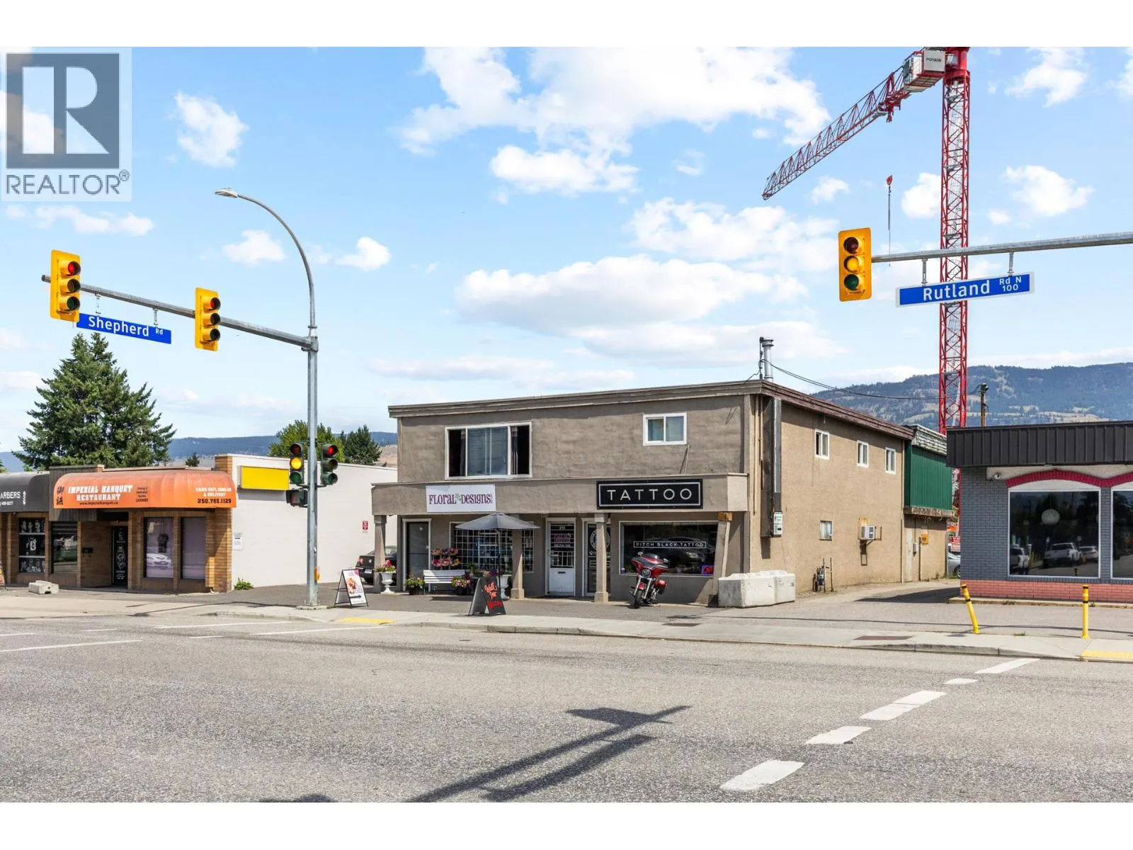 Residential Commercial Mix for rent: 213-219 Rutland Road, Kelowna, British Columbia V1X 3B1