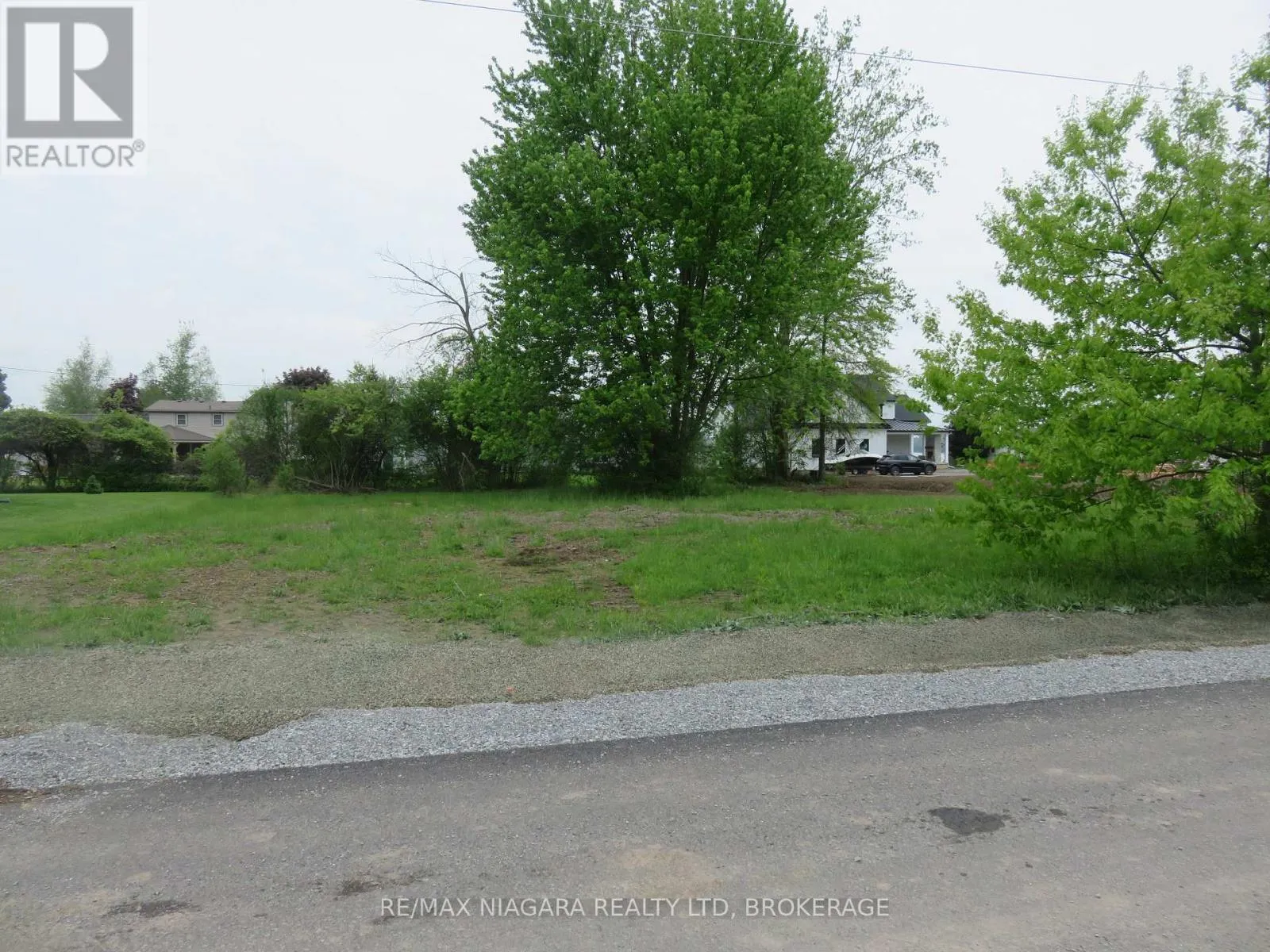 2134 Houck Crescent, Fort Erie, Ontario L2A 5M4