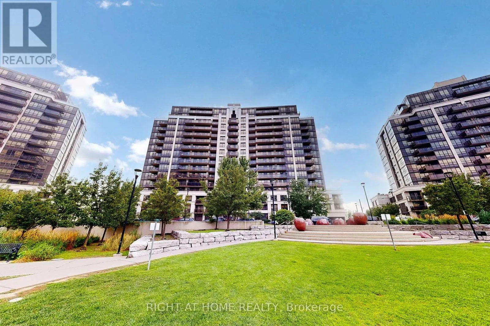 Apartment for rent: 214 - 1070 Sheppard Avenue W, Toronto, Ontario M3J 0G8