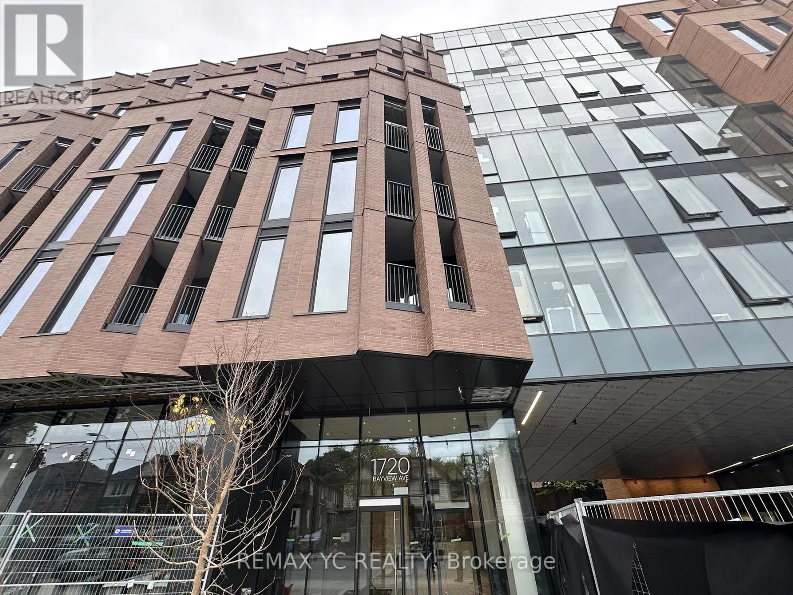 Apartment for rent: 214 - 1720 Bayview Avenue, Toronto, Ontario M4G 3C4