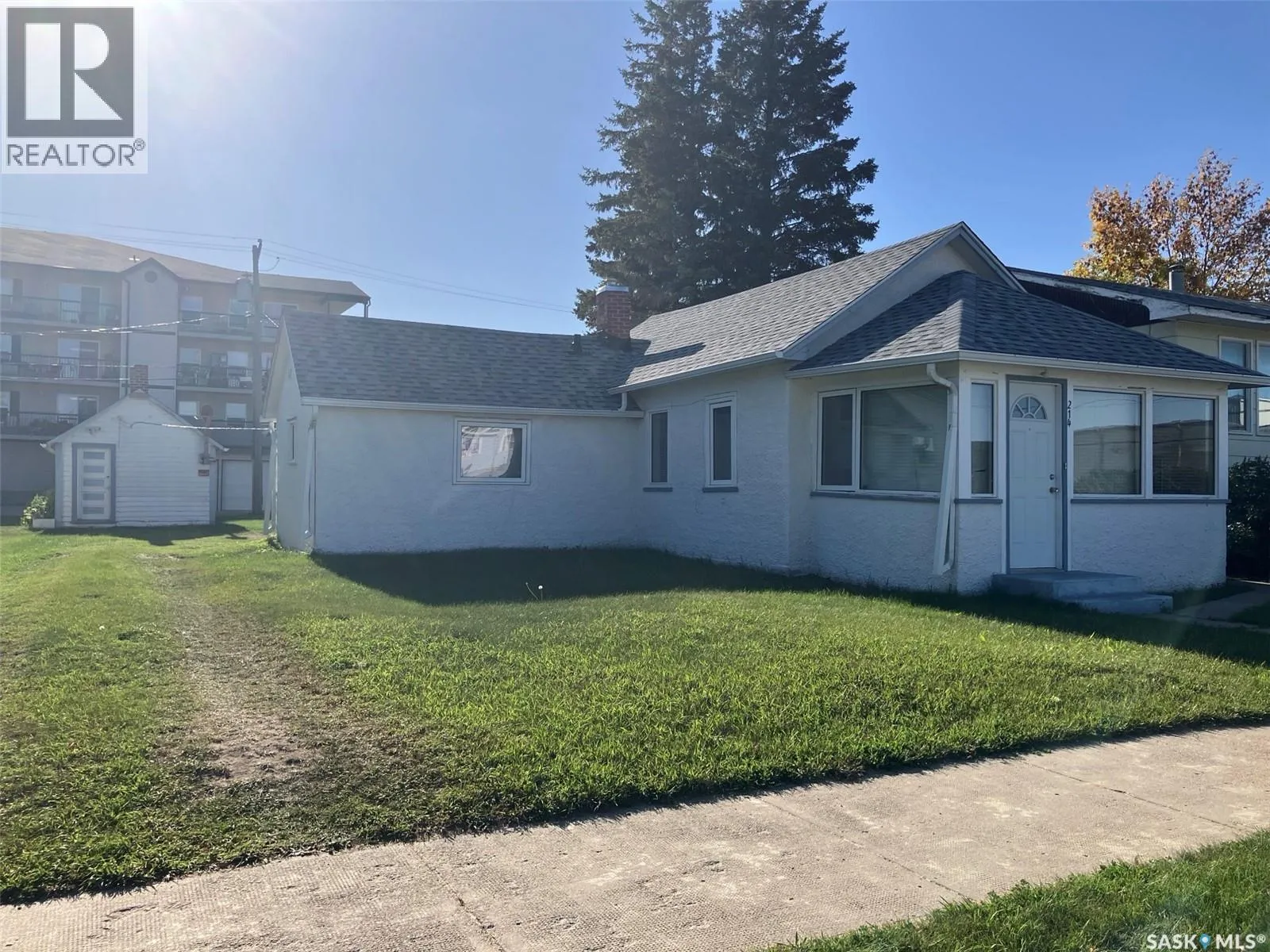 House for rent: 214 2nd Street E, Nipawin, Saskatchewan S0E 1E0