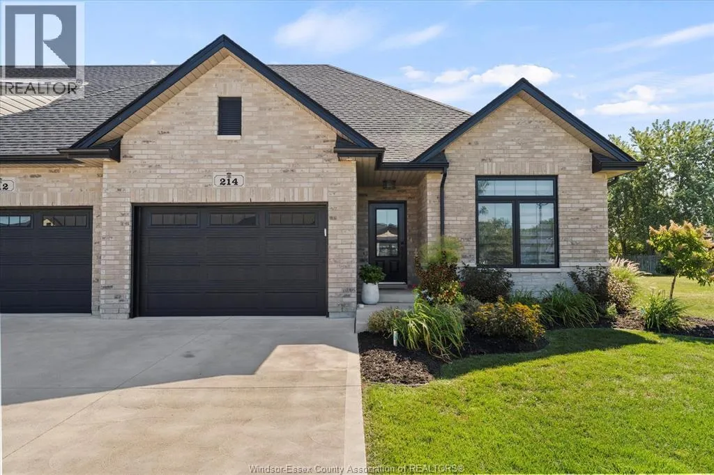 Row / Townhouse for rent: 214 Livingstone Crescent, Amherstburg, Ontario N9V 0H1