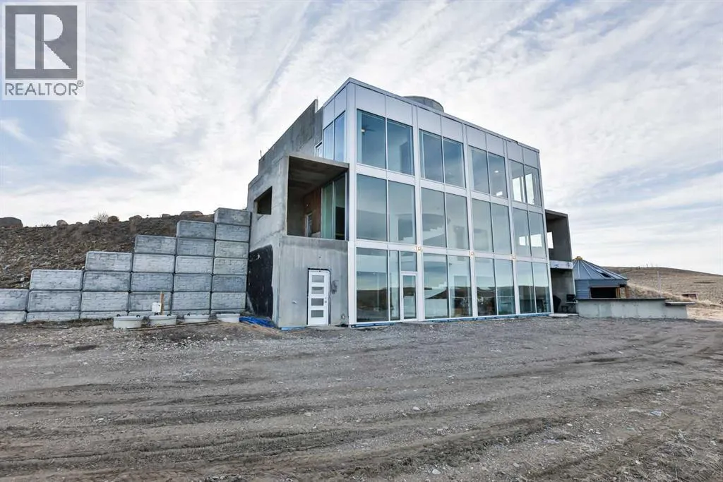 House for rent: 214041 Twp Rd 150, Rural Vulcan County, Alberta T0L 2B0