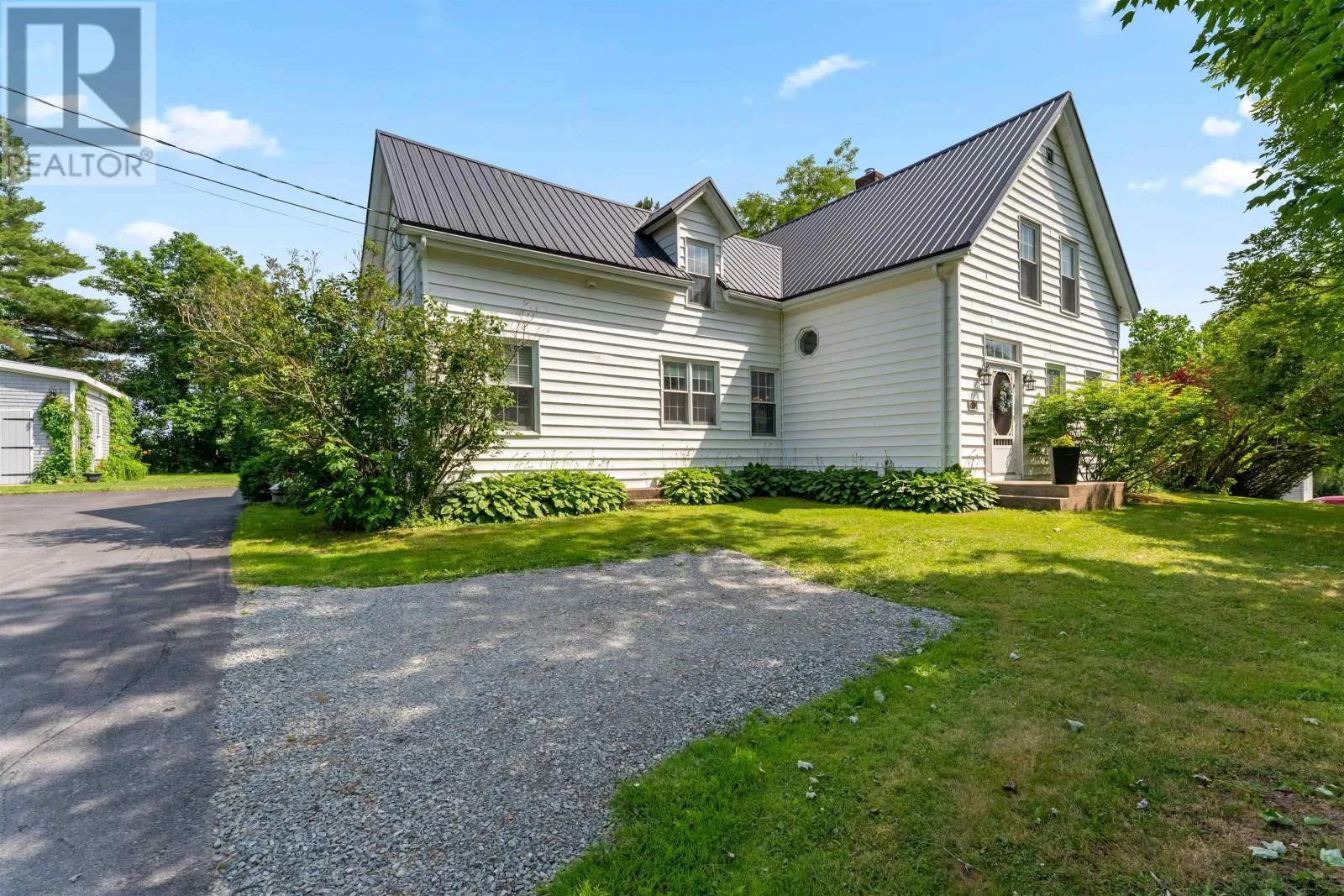 House for rent: 2141 Highway 2, Milford, Nova Scotia B0N 1Y0