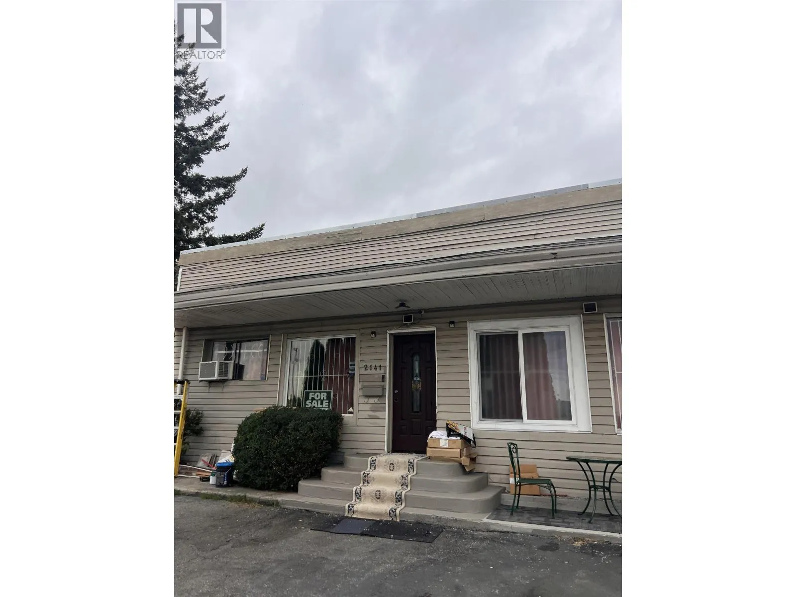 House for rent: 2141 Marine Way, New Westminster, British Columbia V3M 2H2