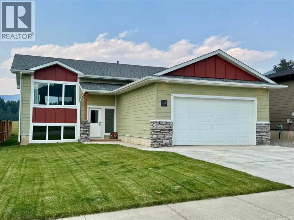 House for rent: 21426 29 Avenue, Bellevue, Alberta T0K 0C0