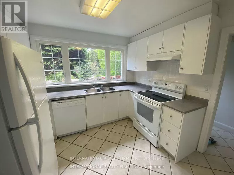 House for rent: 2143 Grange Drive, Mississauga, Ontario L5B 1P4