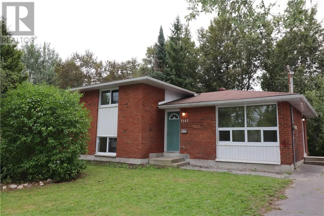 House for rent: 2145 Madison Avenue, Greater Sudbury, Ontario P3A 2P7