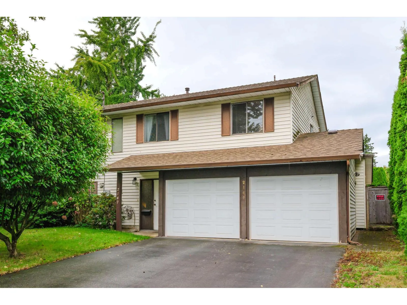 House for rent: 2147 154 Street, Surrey, British Columbia V4A 4S5