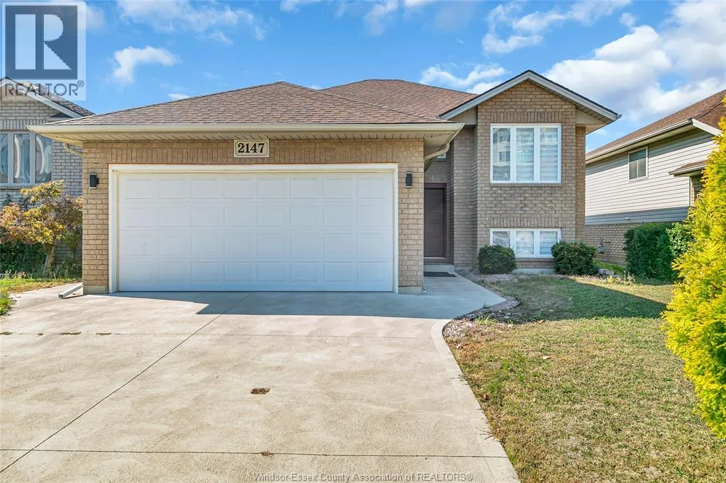 House for rent: 2147 Rockport Street, Windsor, Ontario N9G 3A5