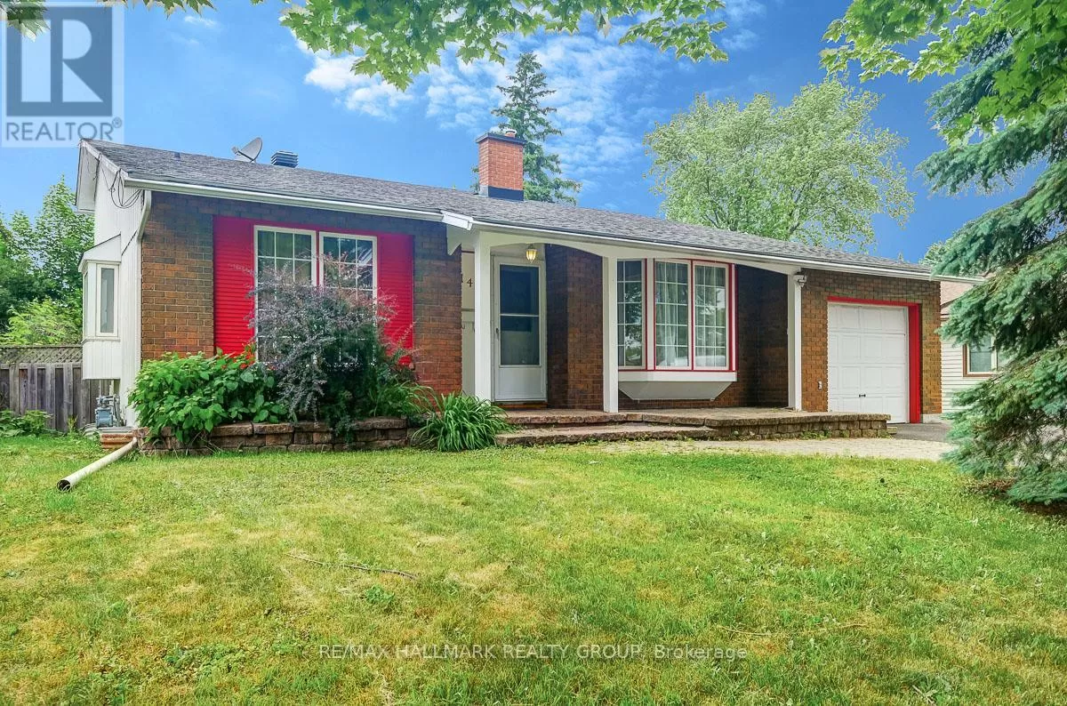 House for rent: 2149 Hubbard Crescent, Ottawa, Ontario K1J 6L3