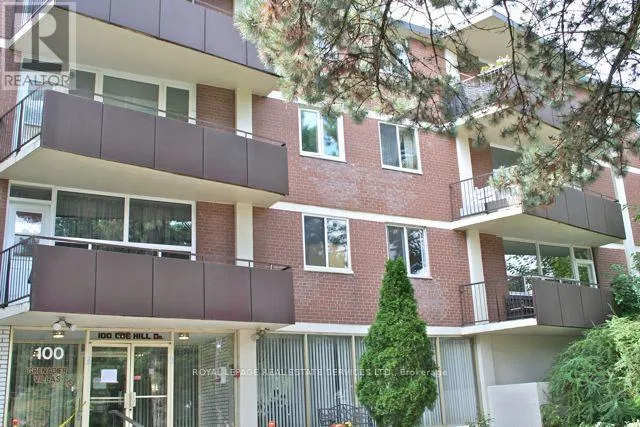 Apartment for rent: 215 - 100 Coe Hill Drive, Toronto, Ontario M6S 3E1