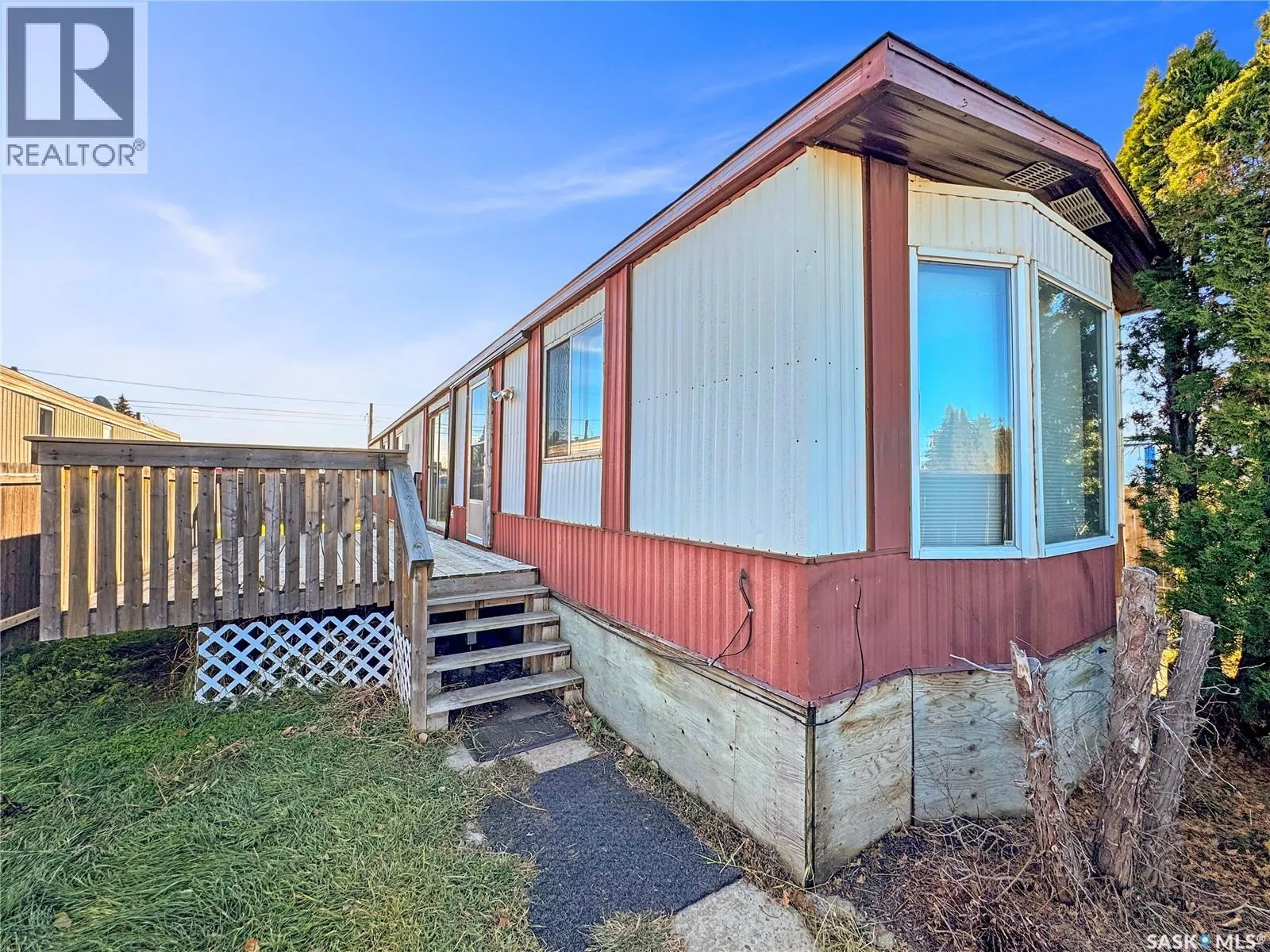 Mobile Home for rent: 215 17th Street, Battleford, Saskatchewan S0M 0E0