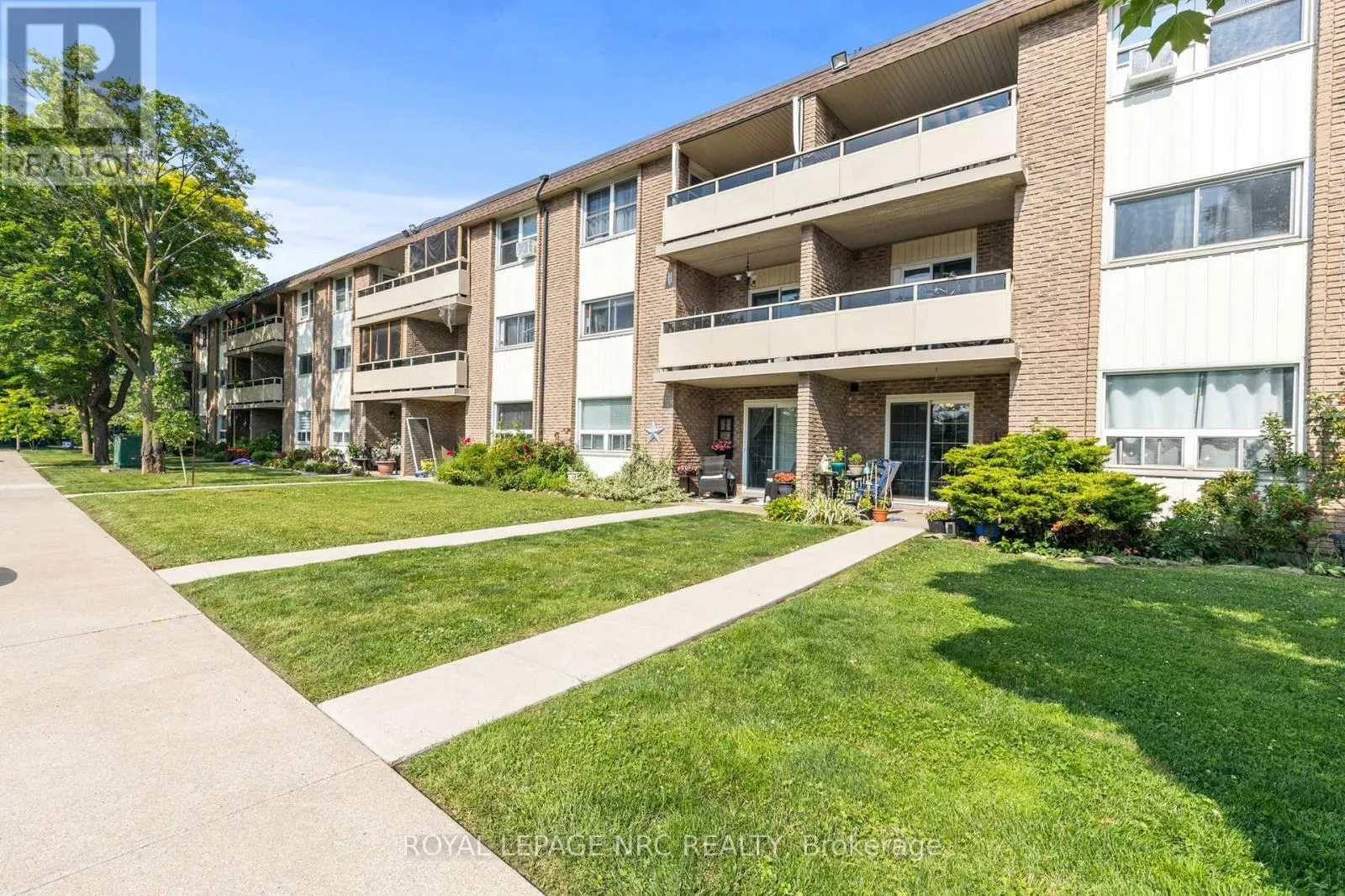 Apartment for rent: 215 - 41 Rykert Street, St. Catharines, Ontario L2S 3A4