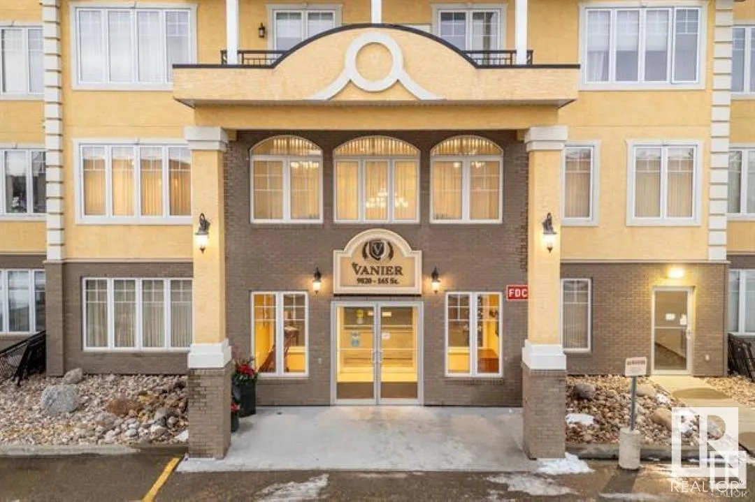 Apartment for rent: #215 9820 165 St Nw, Edmonton, Alberta T5P 0N3