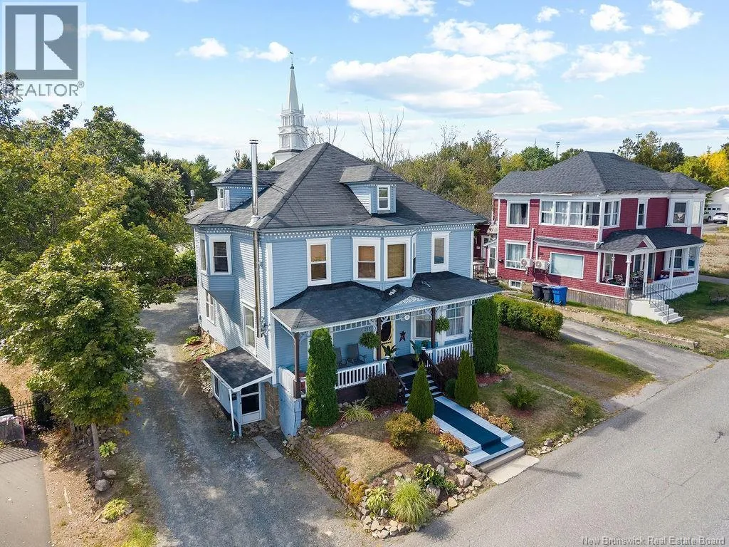 House for rent: 215 Regent Street, Miramichi, New Brunswick E1V 2M9