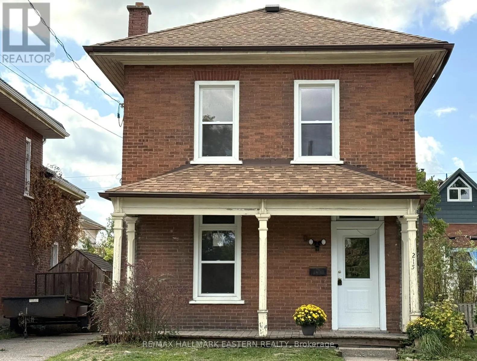 House for rent: 215 Stewart Street, Peterborough, Ontario K9J 3M6