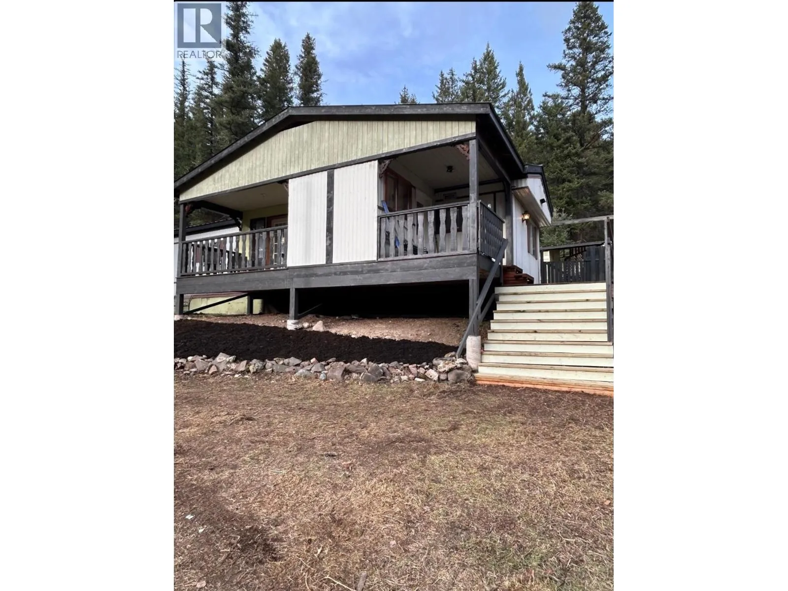 Manufactured Home/Mobile for rent: 2150 Commodore Crescent, Williams Lake, British Columbia V2G 5C9