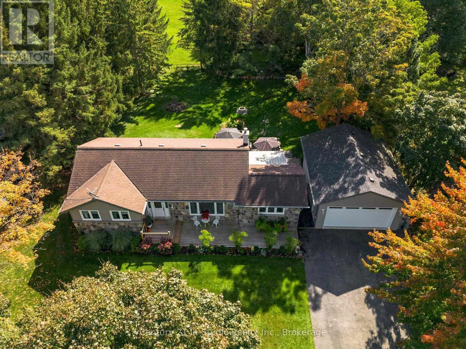 House for rent: 21532 Grey 16 Road, Chatsworth, Ontario N0H 2N0