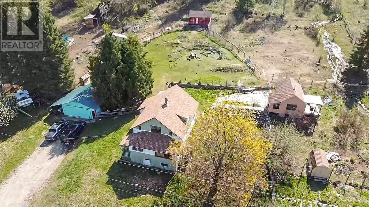 House for rent: 2158 Makonin Road, Glade, British Columbia V1N 4R2