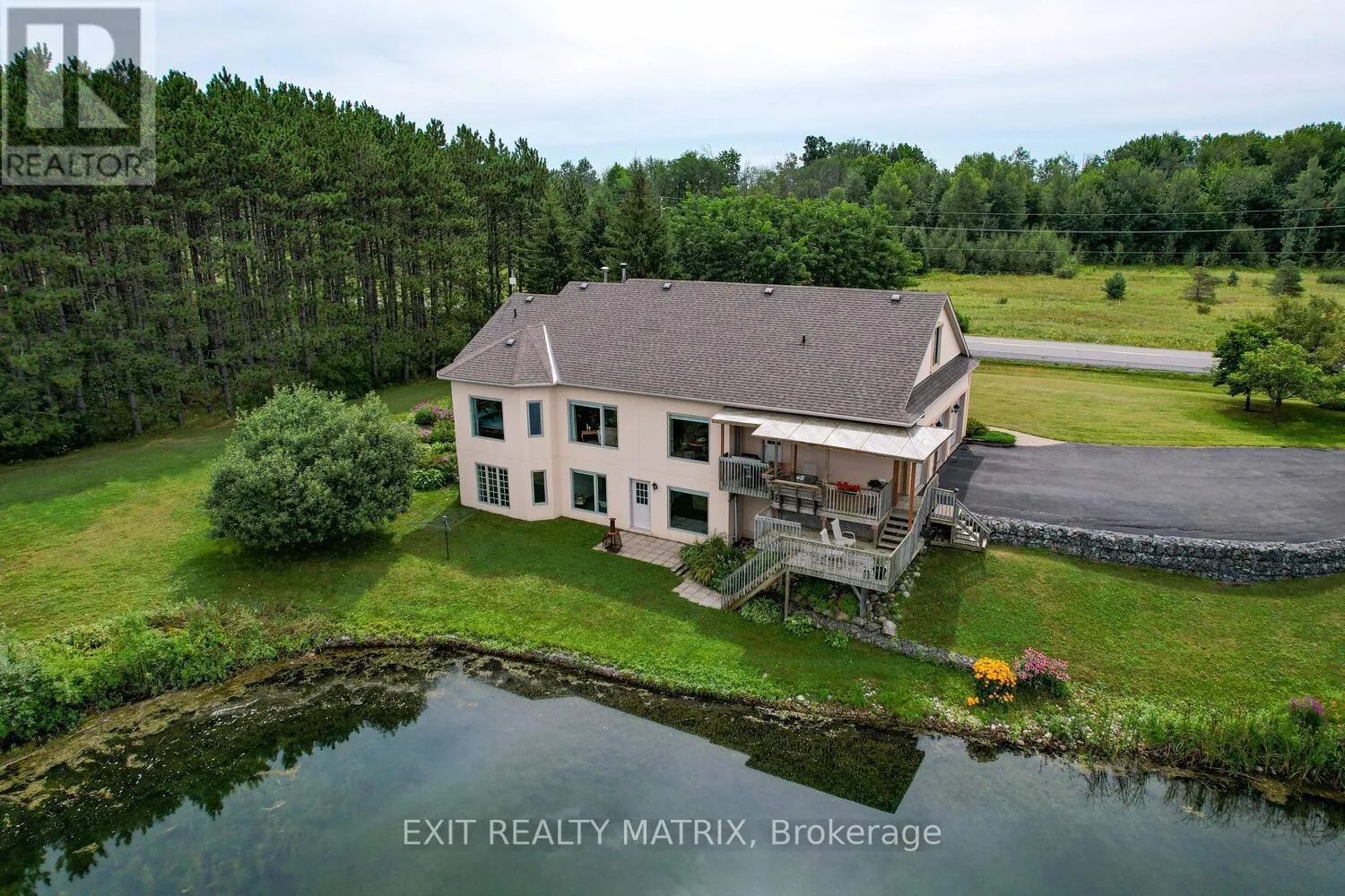 House for rent: 2158 Old Prescott Road, Ottawa, Ontario K4P 1L9