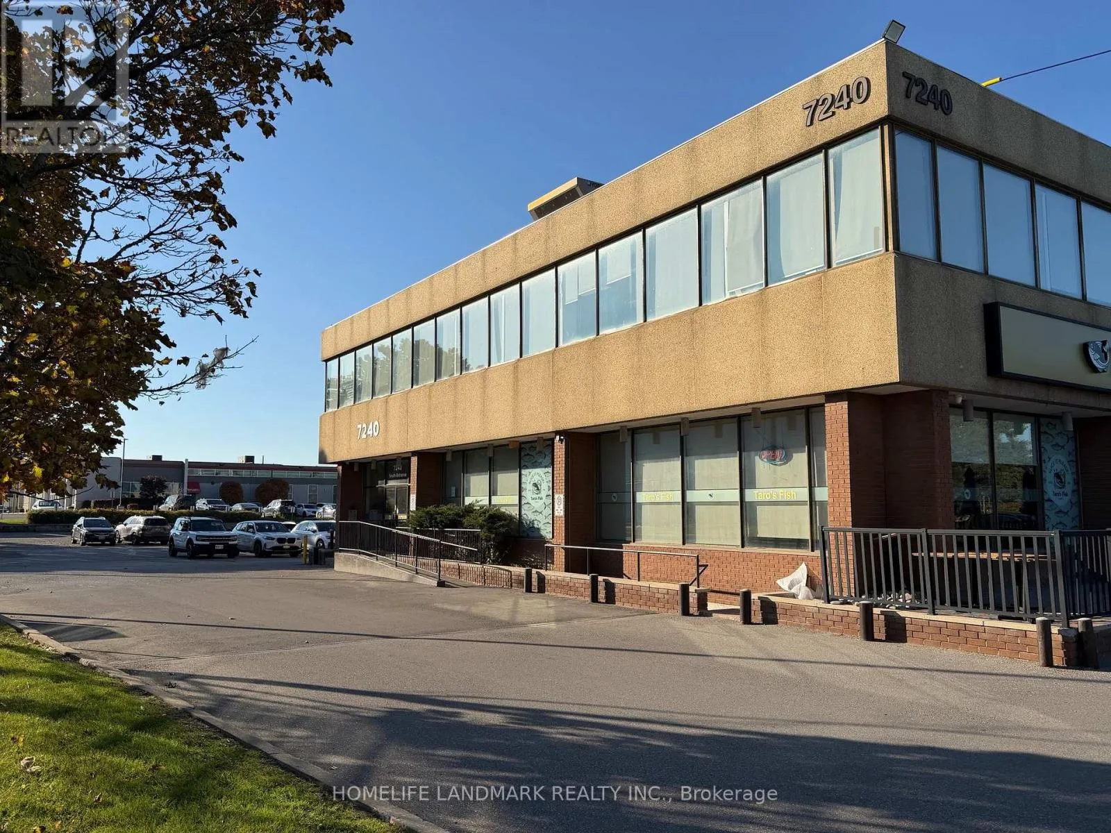 Offices for rent: 215b - 7240 Woodbine Avenue, Markham, Ontario L3R 1A4