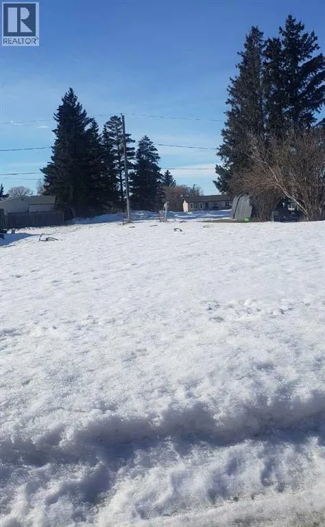 216 1 Street W, Lashburn, Saskatchewan S0M 1H0