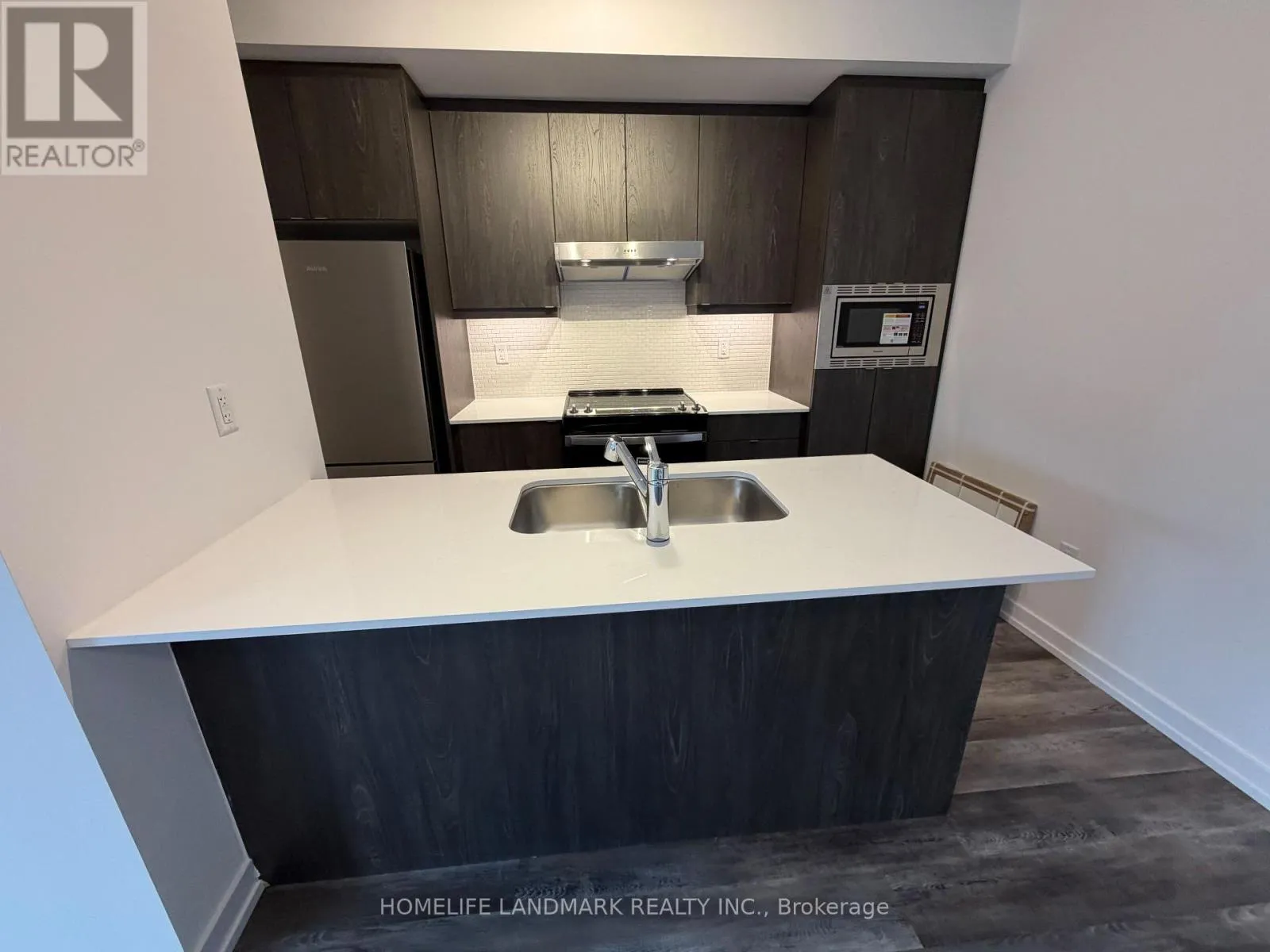 Row / Townhouse for rent: 216 - 3 Bancroft Lane, Richmond Hill, Ontario L4E 1M1