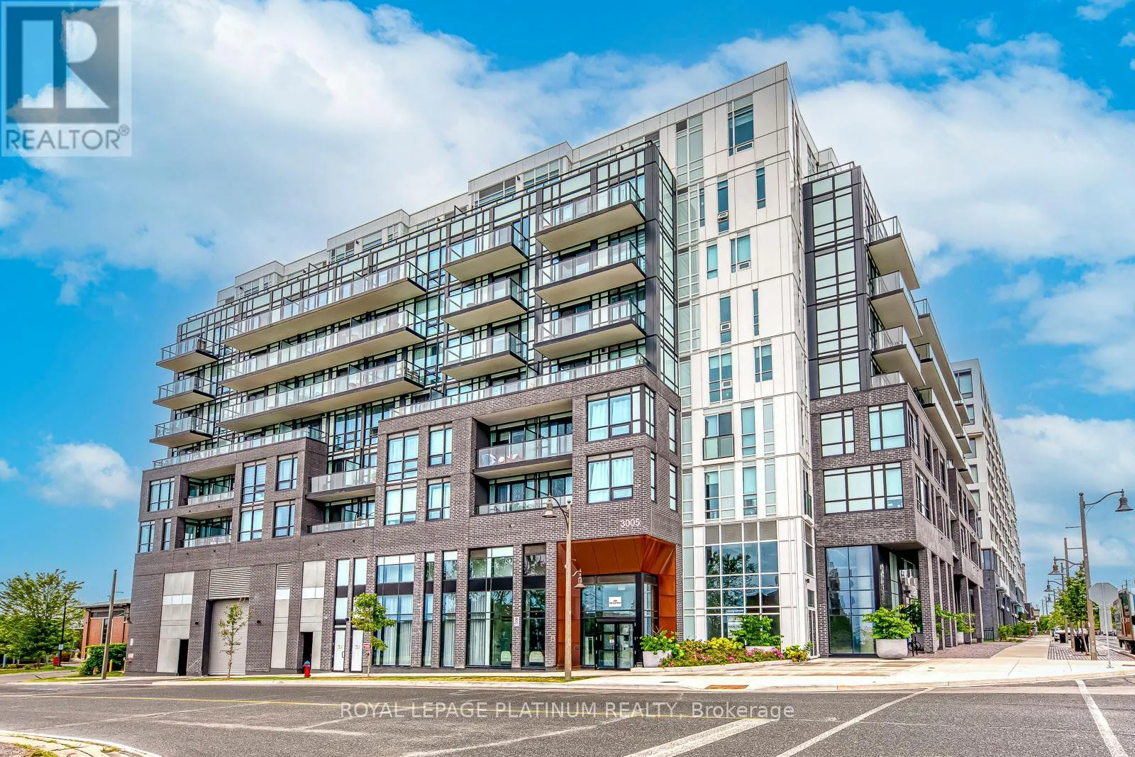 Apartment for rent: 216 - 3005 Pine Glen Road, Oakville, Ontario L6M 5P5