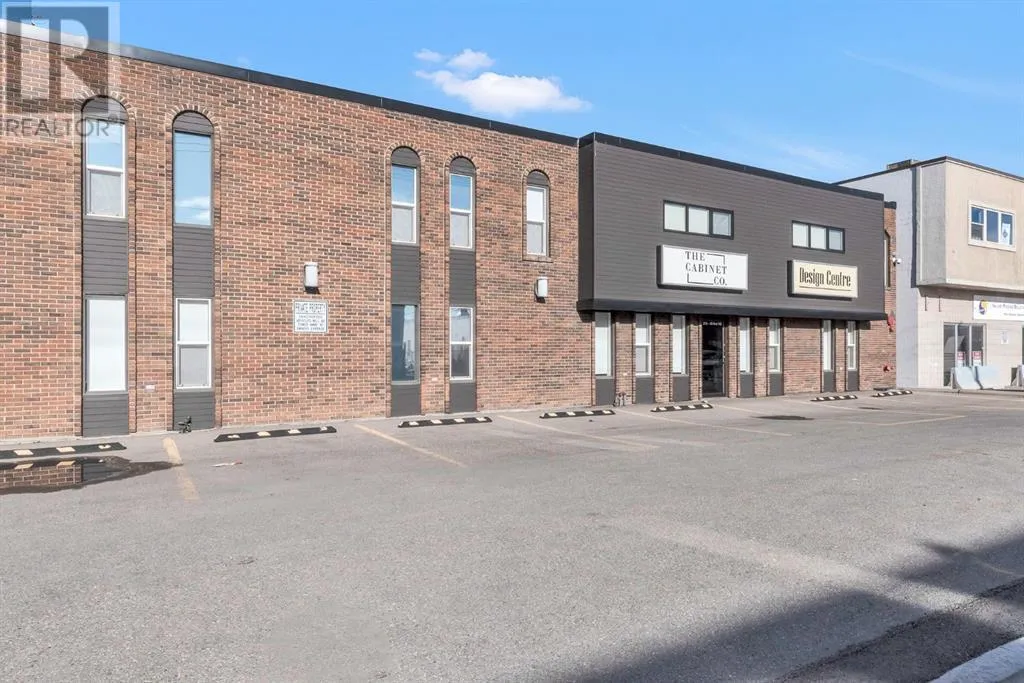 Offices for rent: 216 40 Avenue Ne, Calgary, Alberta T2E 2M7