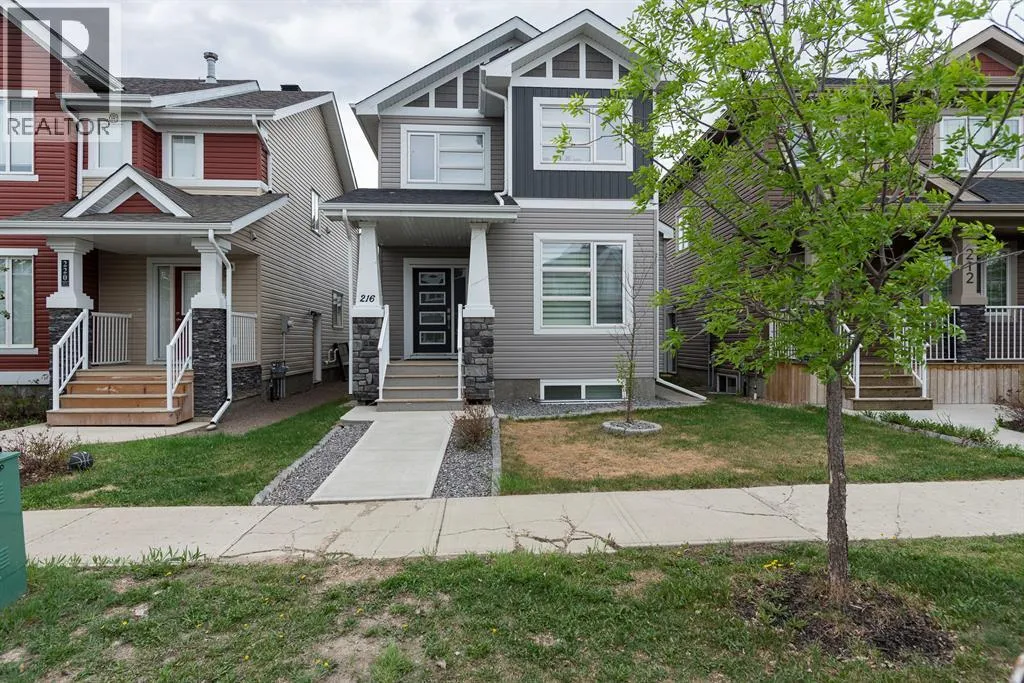 House for rent: 216 Comeau Crescent, Fort McMurray, Alberta T9K 2X6