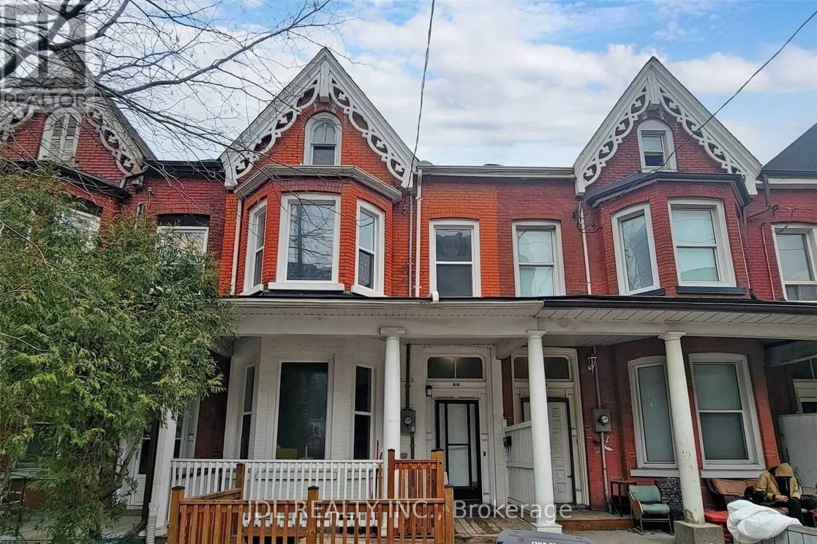 Row / Townhouse for rent: 216 Mc Caul Street, Toronto, Ontario M5T 1W5