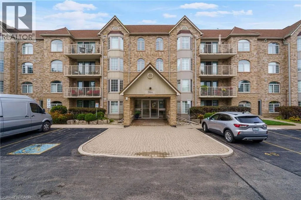 Apartment for rent: 216 Plains Road W Unit# A304, Burlington, Ontario L7T 4K8