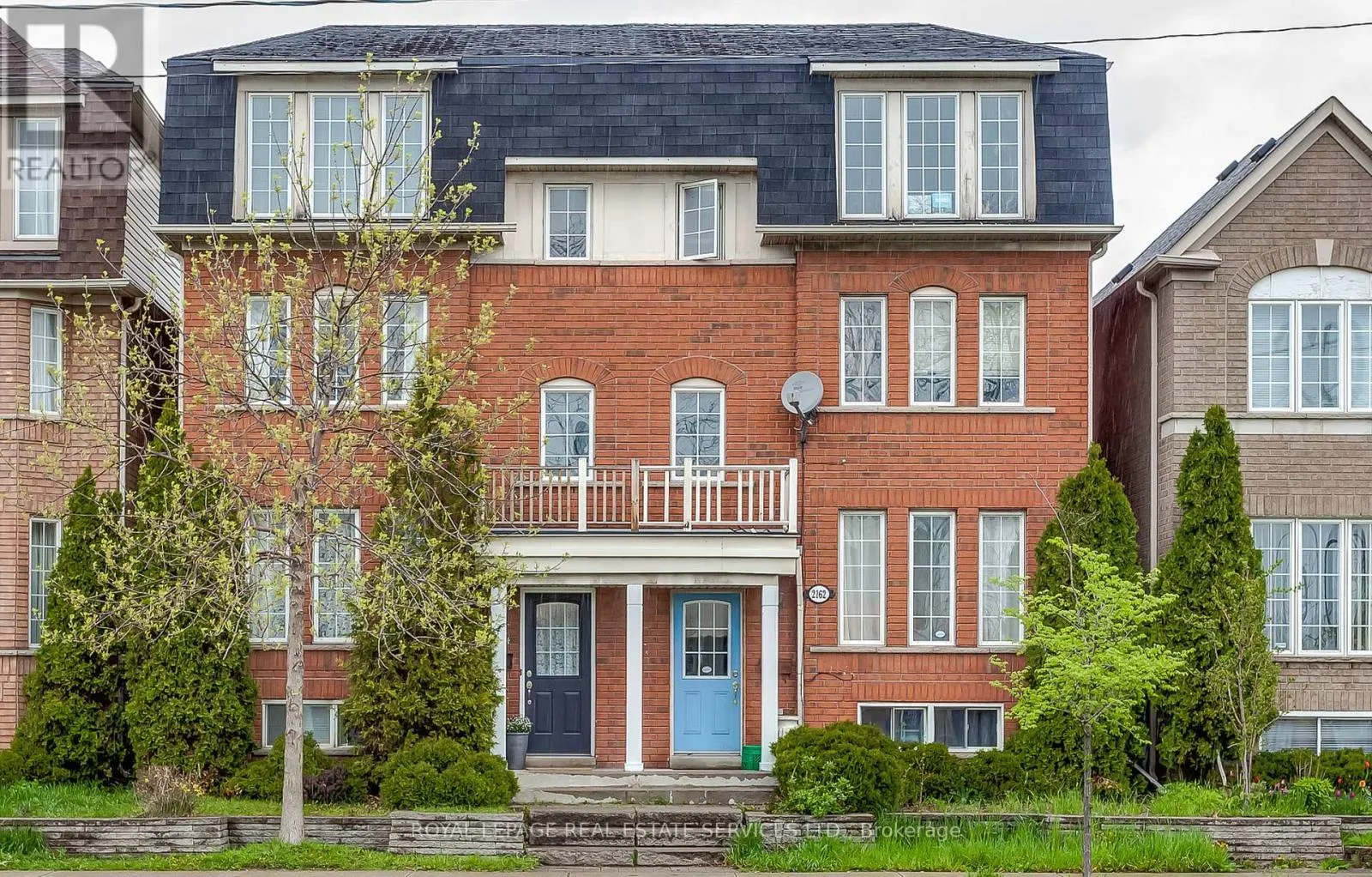 House for rent: 2162 St Clair Avenue W, Toronto, Ontario M6N 5C1