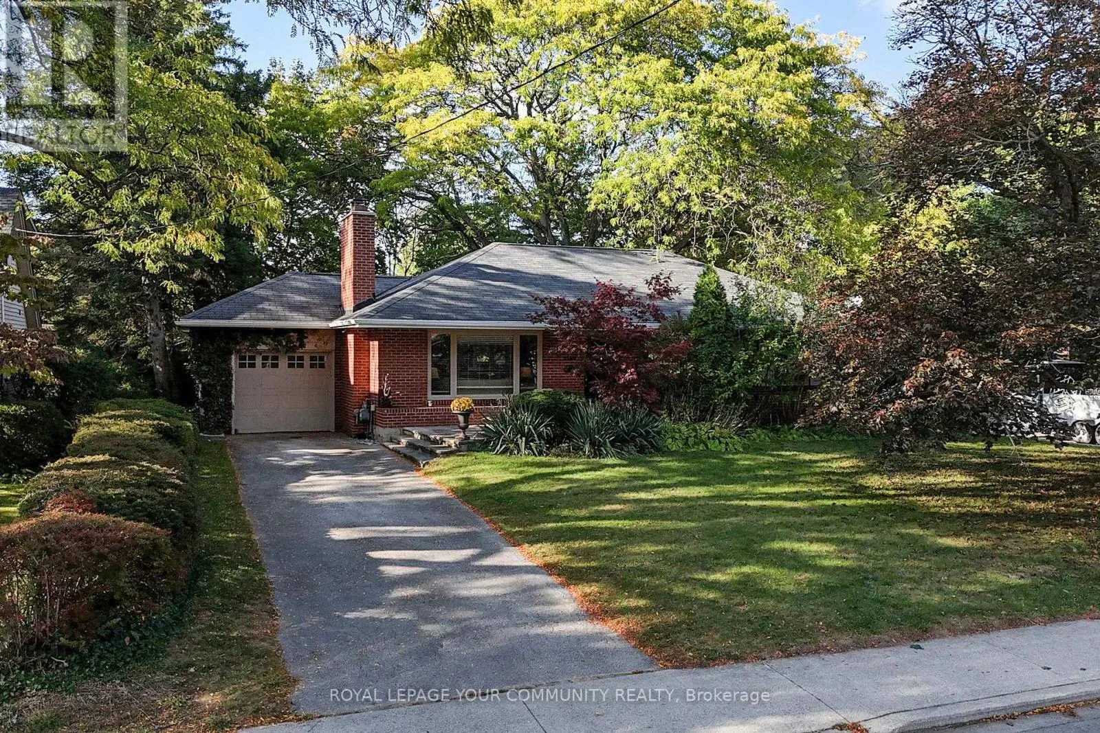 House for rent: 2169 Paisley Avenue, Burlington, Ontario L7R 1W1