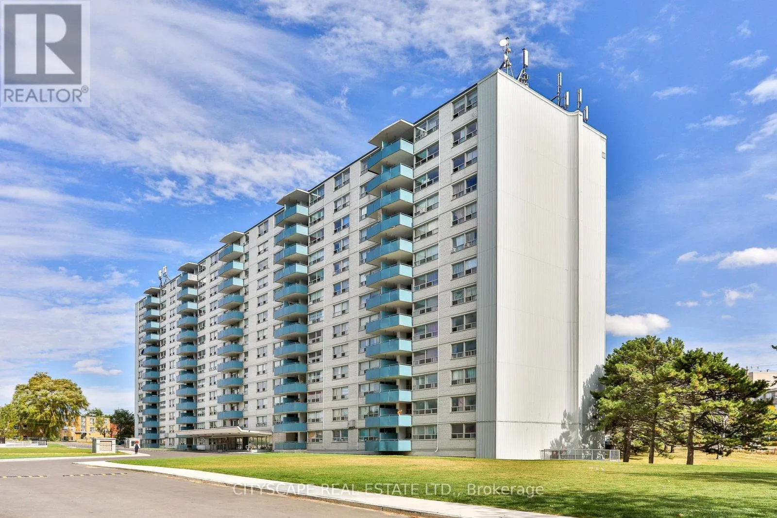 Apartment for rent: 217 - 1440 Lawrence Avenue W, Toronto, Ontario M6L 1B2